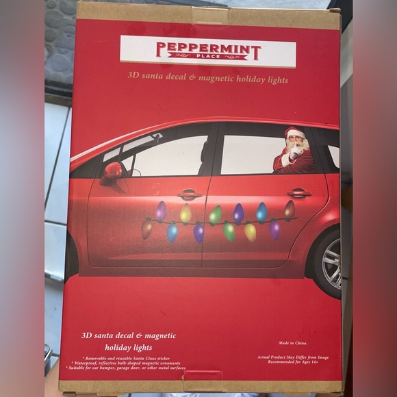 NWT CHRISTMAS CAR DECORATION MAGNET HOLIDAY LIGHTS STICKER 3D SANTA DECAL - Picture 2 of 6